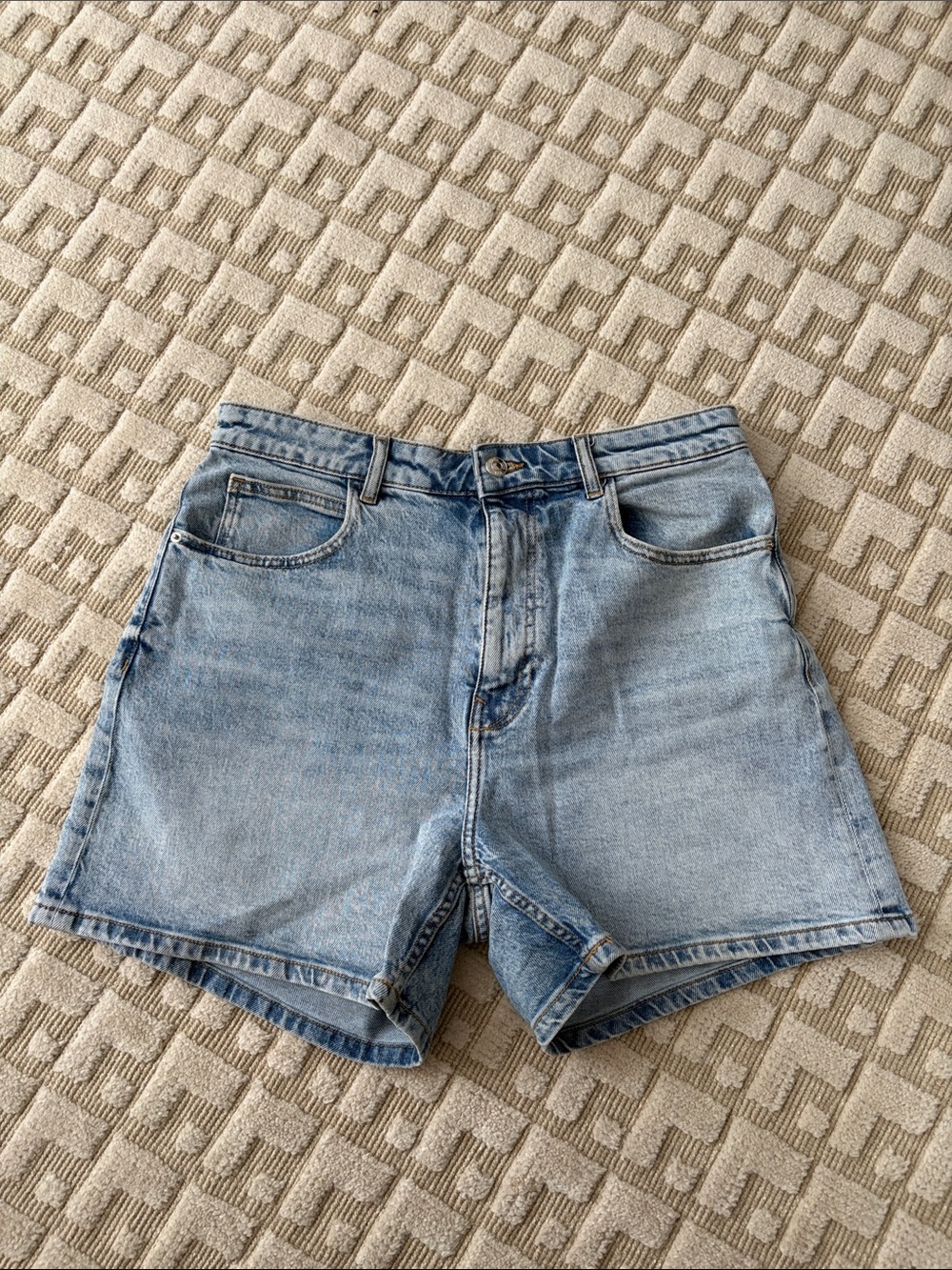 Zara Light Blue high waisted Denim Shorts Size 10
